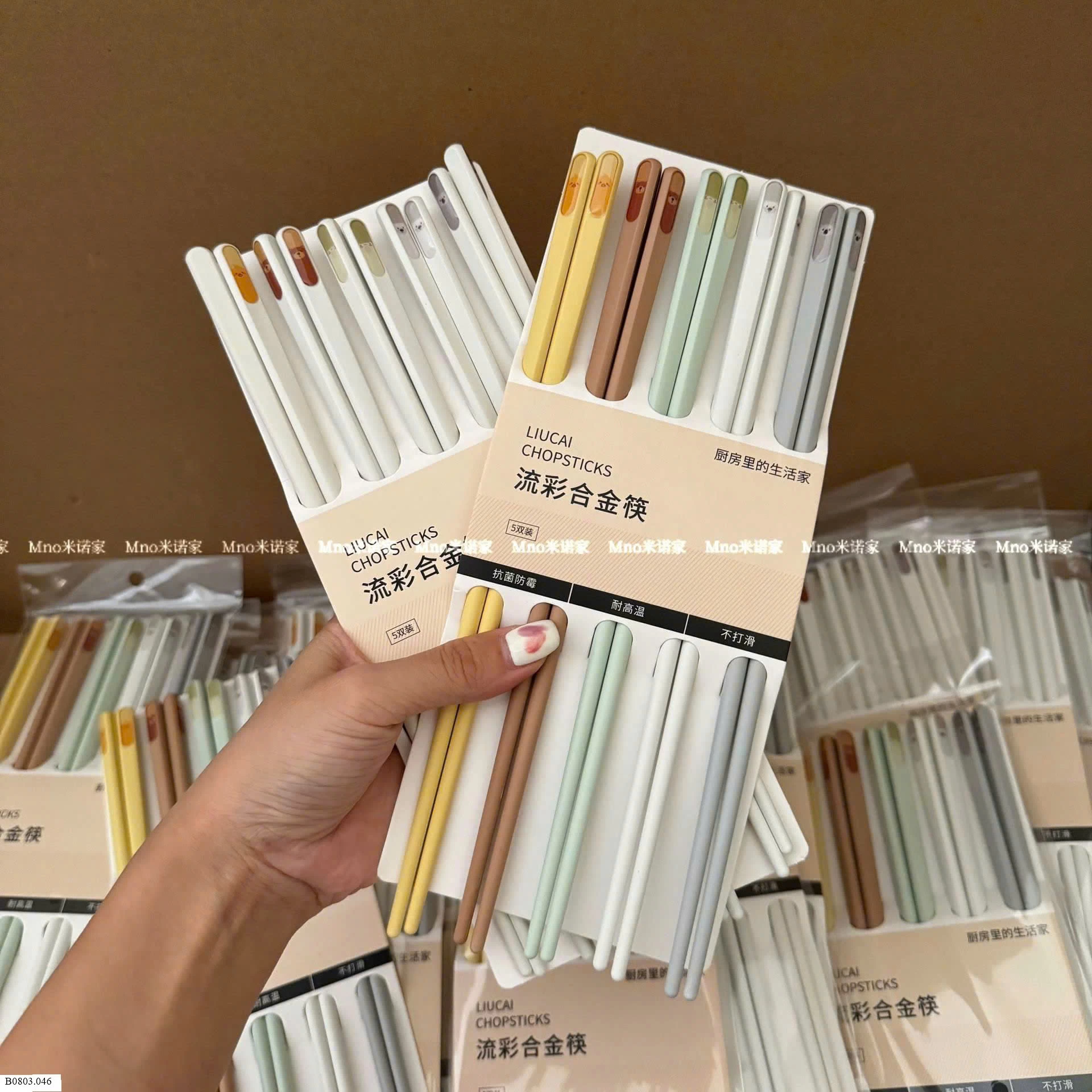 SET 10 đôi đũa hợp kim kháng khuẩn  Sỉ 70k/ 1 sét 10 đôi ( mix màu hoặc màu trắng)