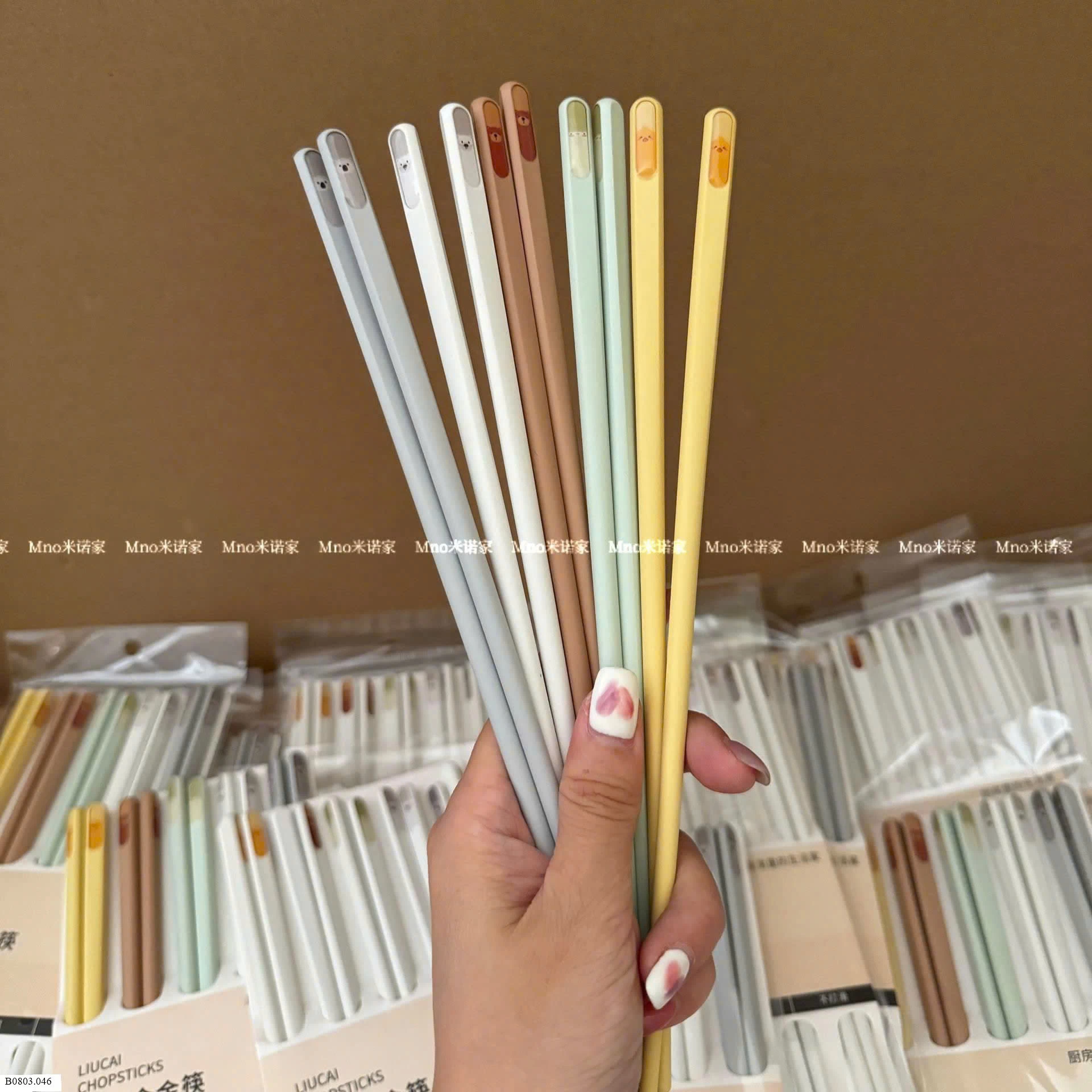 SET 10 đôi đũa hợp kim kháng khuẩn  Sỉ 70k/ 1 sét 10 đôi ( mix màu hoặc màu trắng)