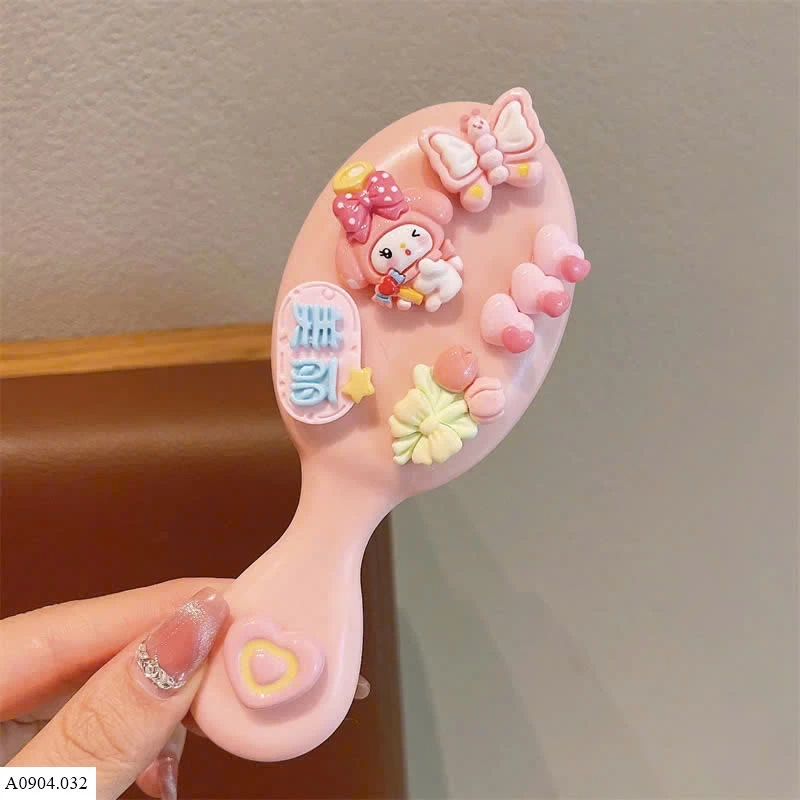LƯỢC MASSAGE MINI      Sỉ 20k/ 1 chiếc ( bán từ 2 chiếc)
