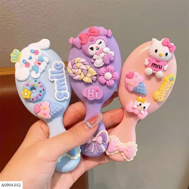 LƯỢC MASSAGE MINI      Sỉ 20k/ 1 chiếc ( bán từ 2 chiếc)