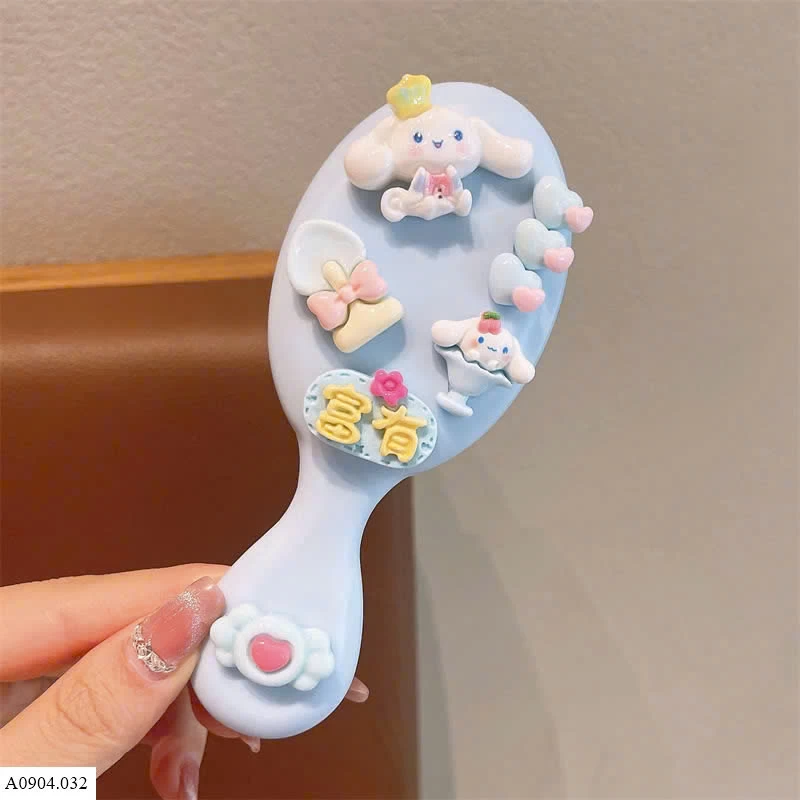 LƯỢC MASSAGE MINI      Sỉ 20k/ 1 chiếc ( bán từ 2 chiếc)