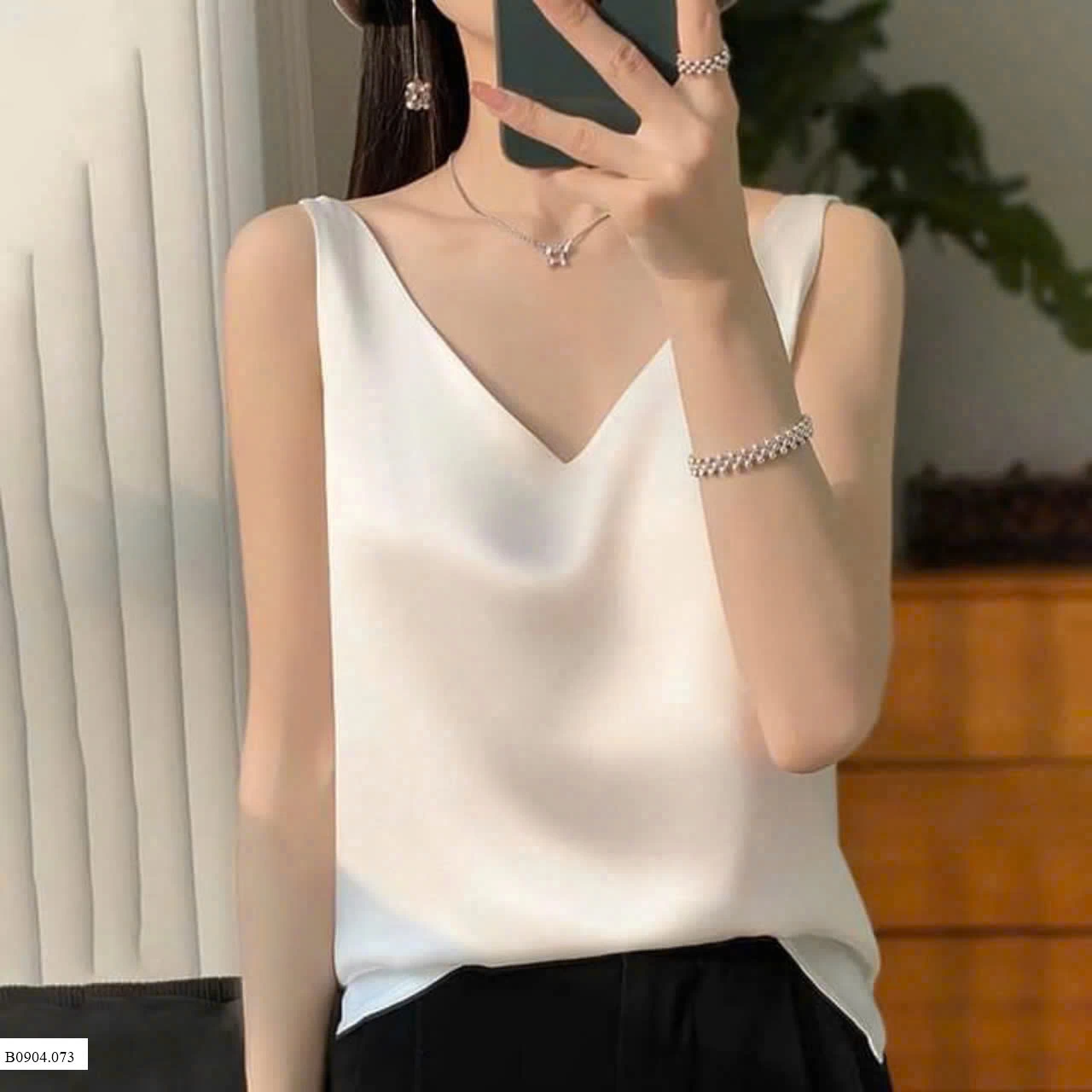 ÁO LỤA SÁT NÁCH NỮ    Sỉ 70k