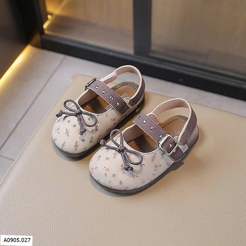 GIÀY BÚP BÊ HOA BÉ GÁI  Sỉ  giá  sz 23-28: 116k  sz 29-34: 126k 
