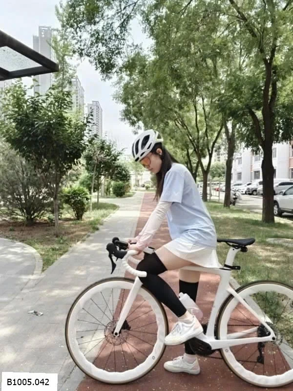 Chống nắng UPF 50 Sỉ 125k /set 2 đôi