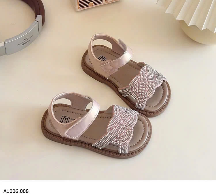 DÉP SANDAL CHO BÉ GÁI   Sỉ  giá  sz 21-25: 123k  sz 26-30: 133k 