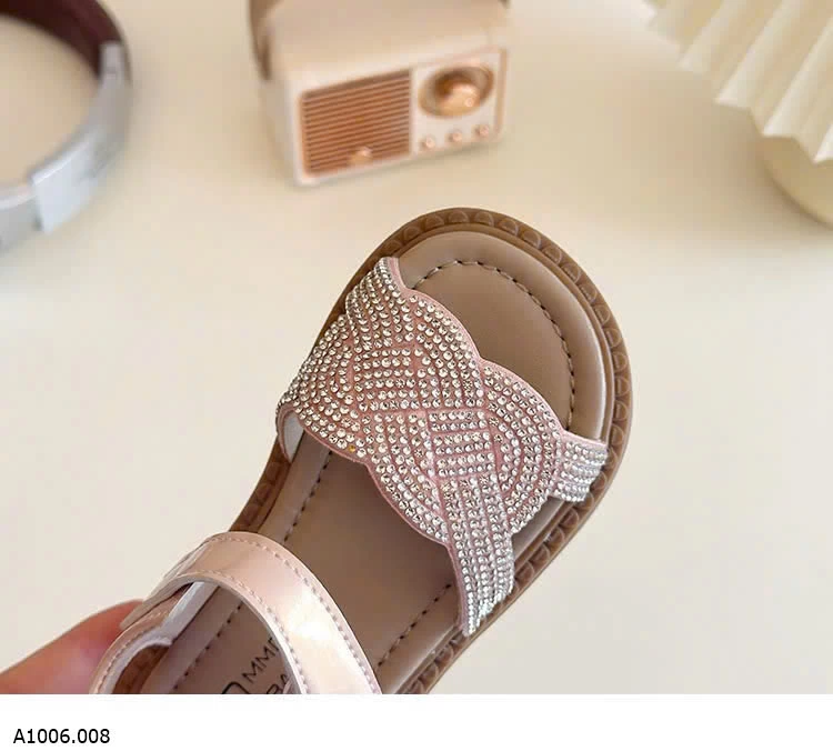 DÉP SANDAL CHO BÉ GÁI   Sỉ  giá  sz 21-25: 123k  sz 26-30: 133k 