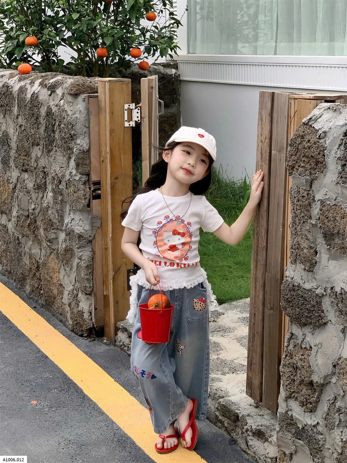 ÁO THUN MIX QUẦN JEAN      Sỉ giá  áo: 108k  quần: 162k 