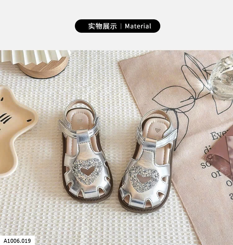 DÉP SANDAL TIM  Sỉ  giá  sz 21-25: 121k  sz 26-30: 131k 