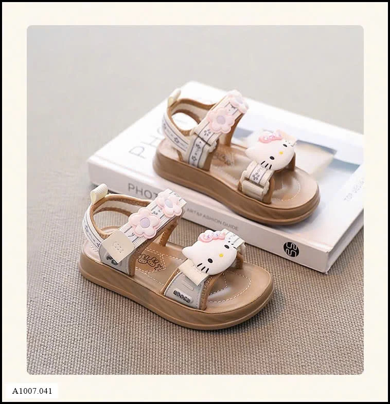 SANDAL HELLO KITTY BÉ GÁI Sỉ giá Size 26-31: 151k Size 32-37: 160k Size 38-40: 170k