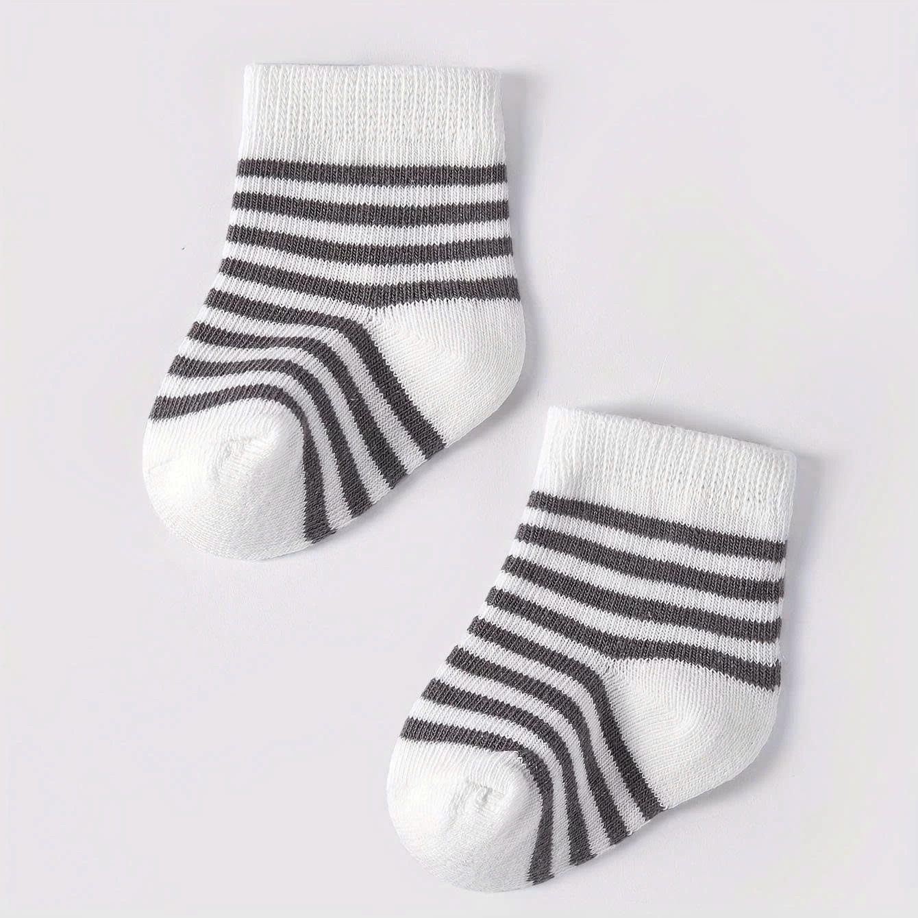 SET 10 ĐÔI TẤT SIZE NHÍ    Giá sỉ 76k/1 set 