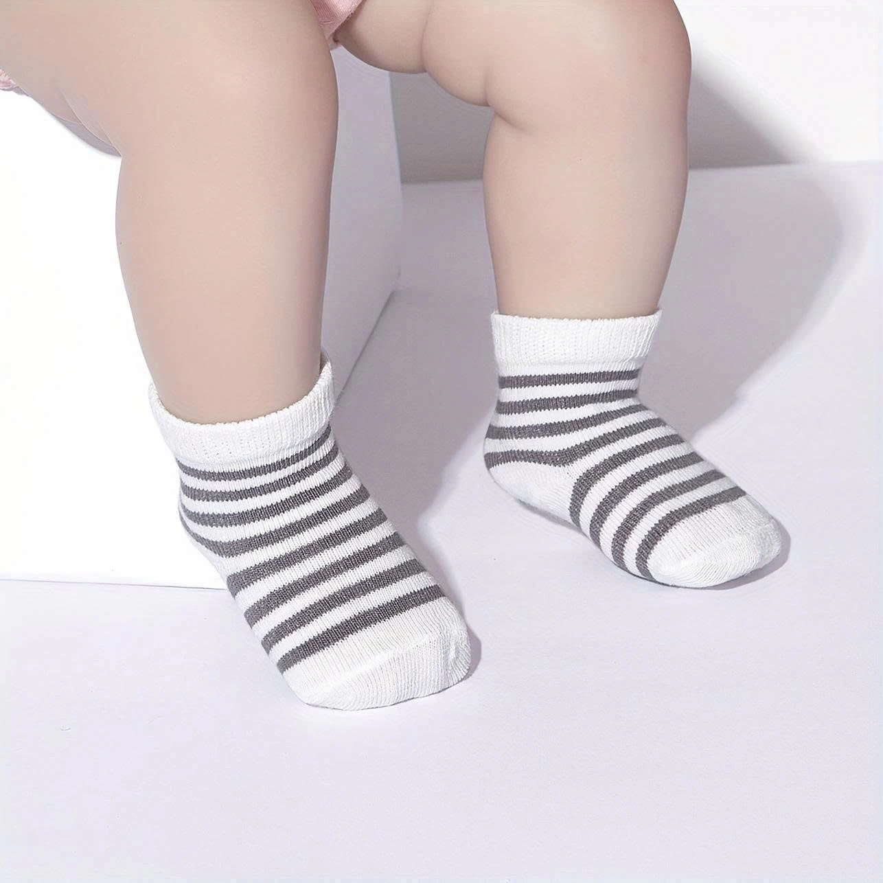 SET 10 ĐÔI TẤT SIZE NHÍ    Giá sỉ 76k/1 set 