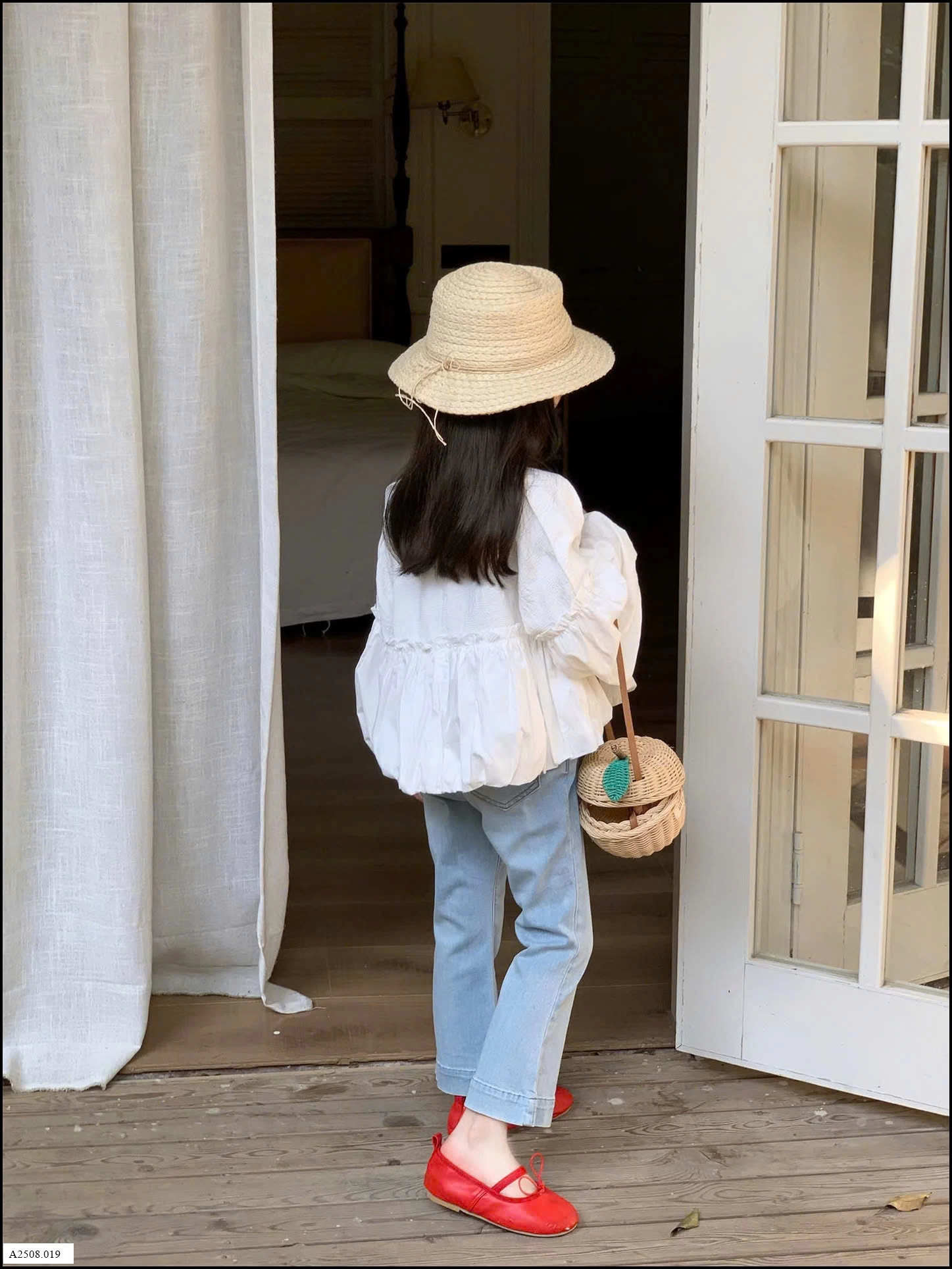 SET ÁO TAY BỒNG MIX JEAN LOE BG  Giá sỉ áo: 167k  quần: 179k