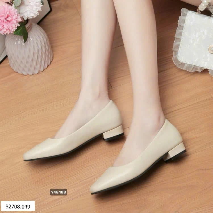 Giày đế mũi vuông   Giá sỉ 120k