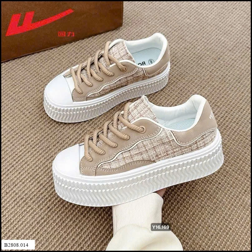 Giày new nhà Warrior   Giá sỉ 135k