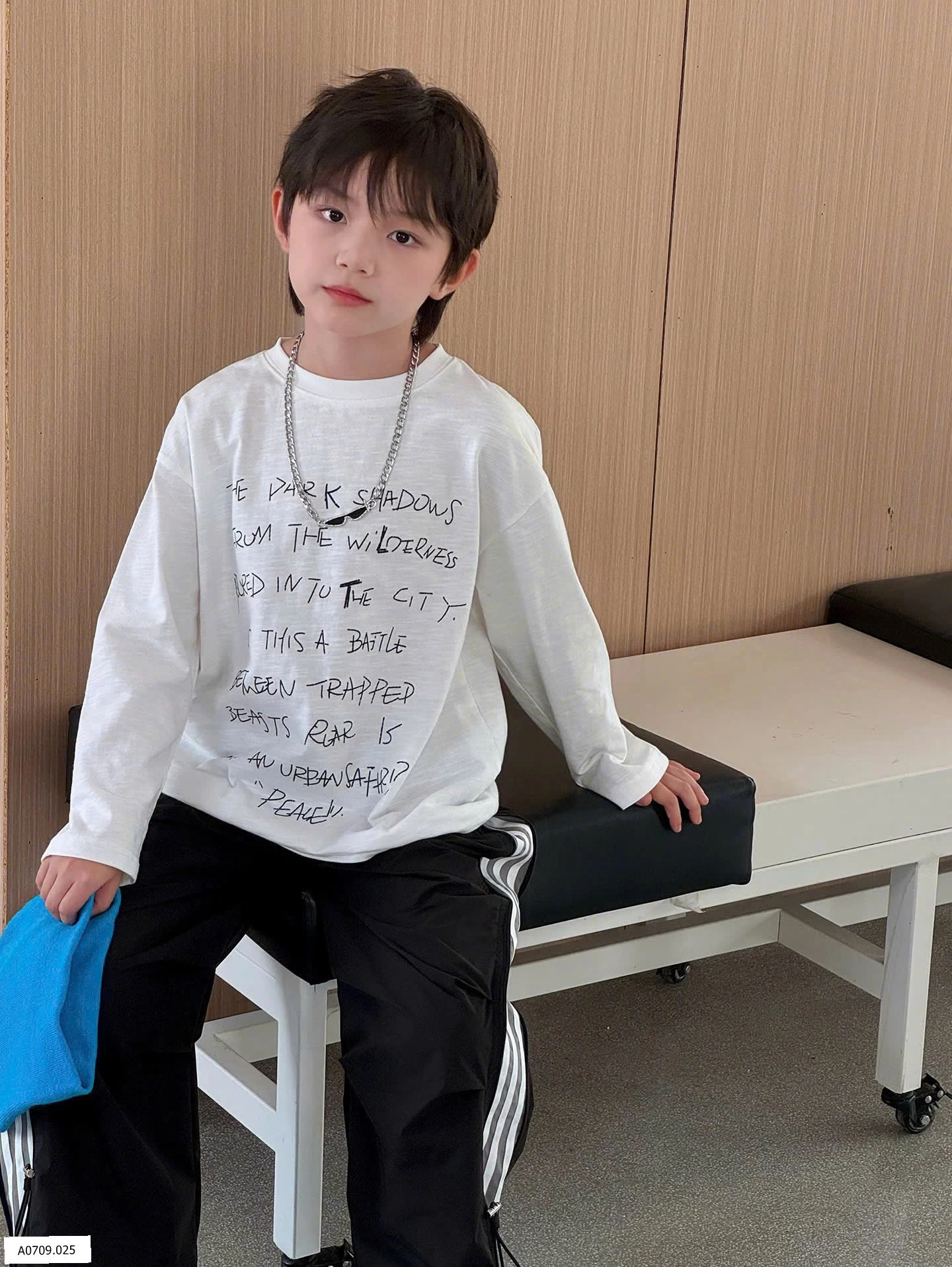 SET ÁO PHÔNG CHỮ DÀI TAY MIX QUẦN KẺ SỌC   Giá sỉ áo: 127k  quần: 198k