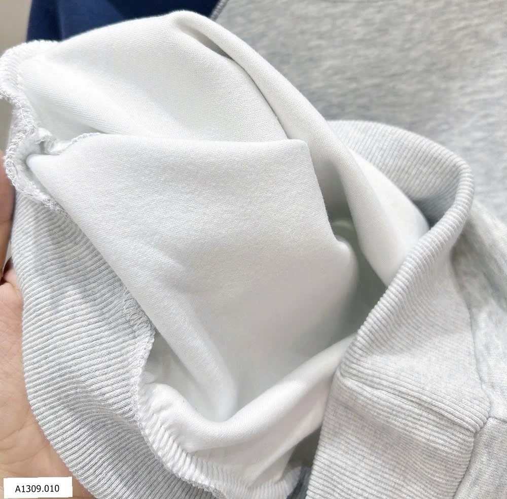 BỘ NỈ BÉ TRAI HÃNG KACADY NEW 2025   Giá sỉ 175k