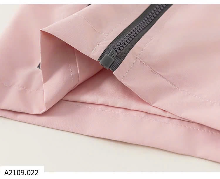 ÁO KHOÁC BG HÃNG M.BANG   Giá sỉ số 1-3,6,8: 250k  số 4: 200k  số 5: 326k số 7: 265k  số 9: 212k