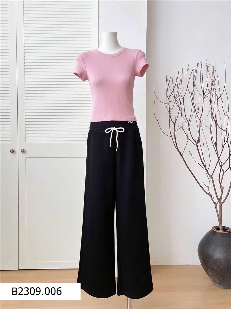 QUẦN SUÔNG HACK DÁNG ALO    Giá sỉ 180k