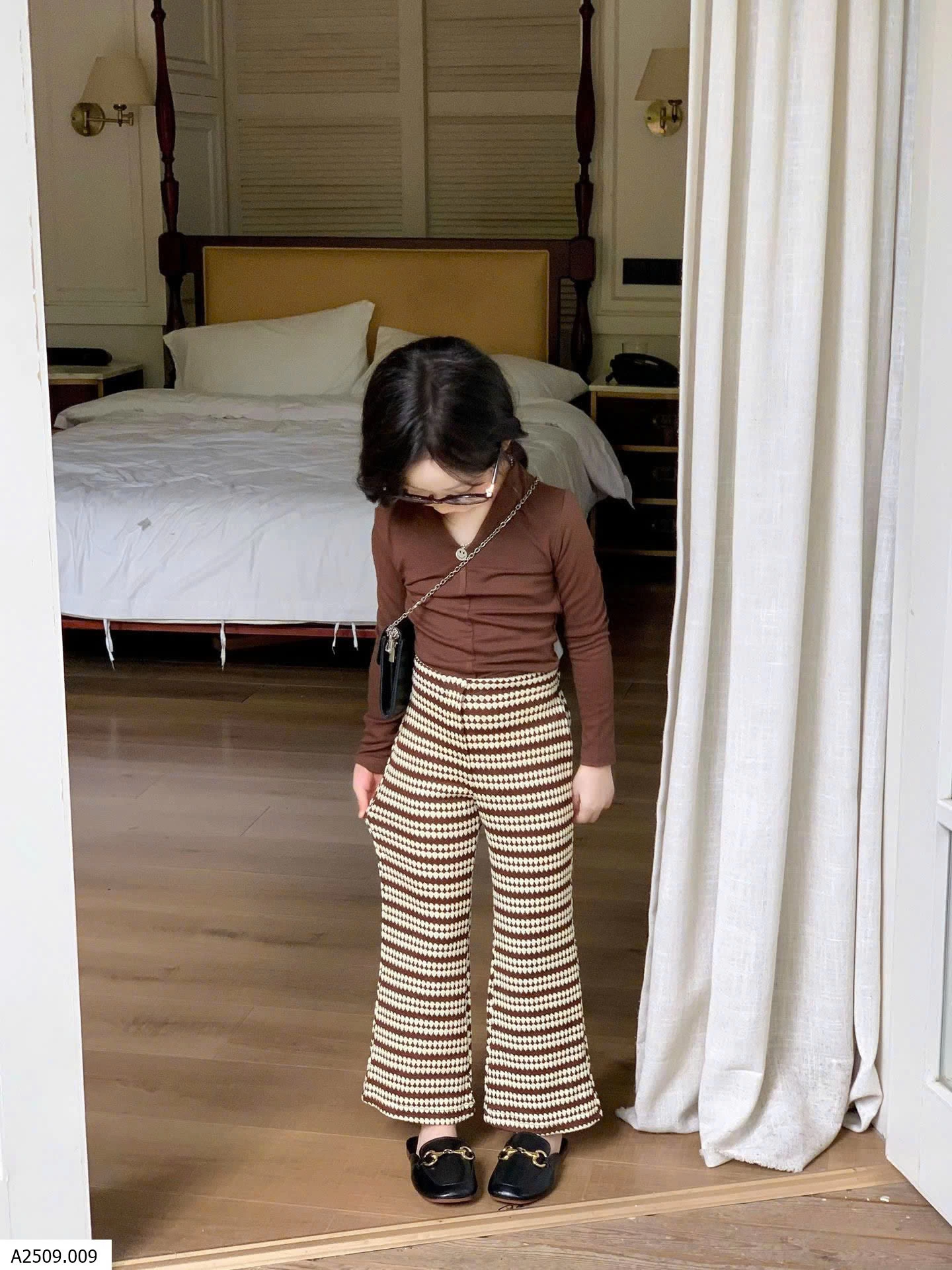 SET ÁO DÀI TAY MIX QUẦN KẺ BG   Giá sỉ áo: 89k  quần: 114k