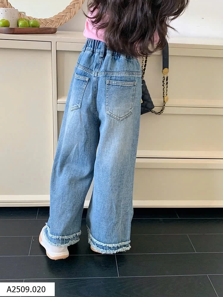 QUẦN JEAN SUÔNG AMBB BG Giá sỉ 152K