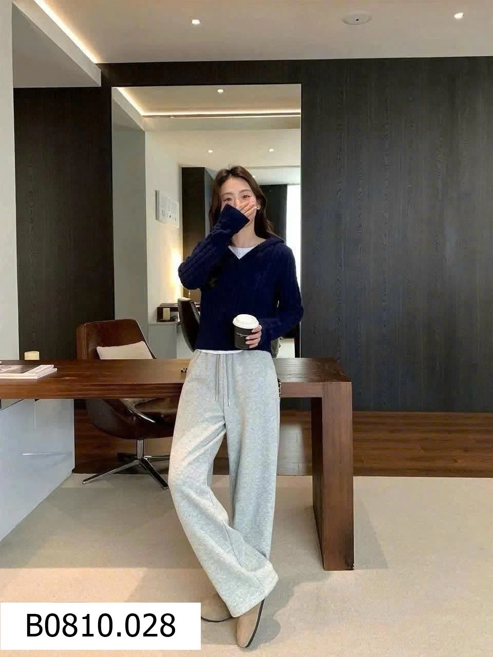 Quần nỉ dáng suông bo gấu   Giá sỉ 235k