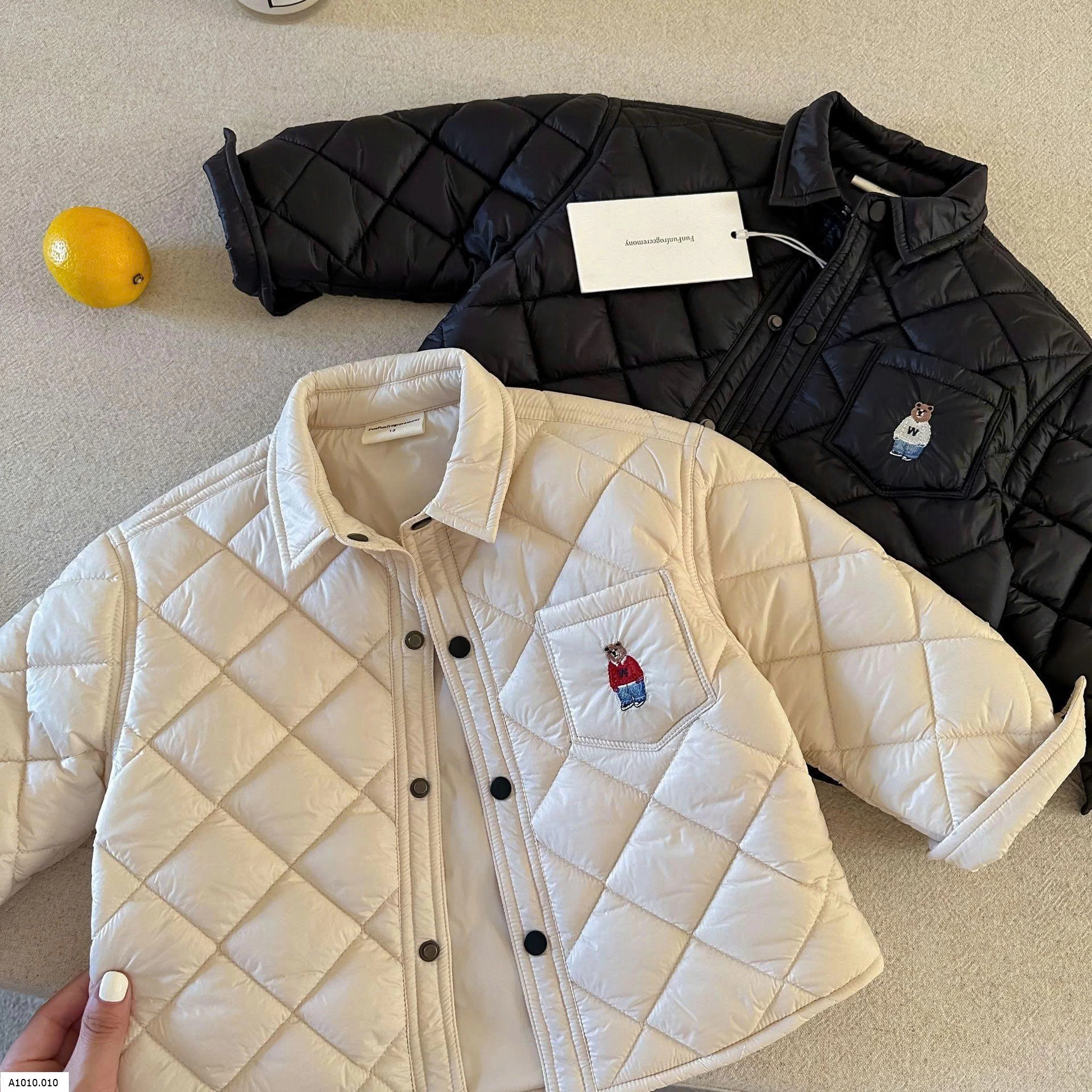 ÁO PHAO TRẦN TRÁM THÊU GẤU FUNFUN    Giá sỉ 214k