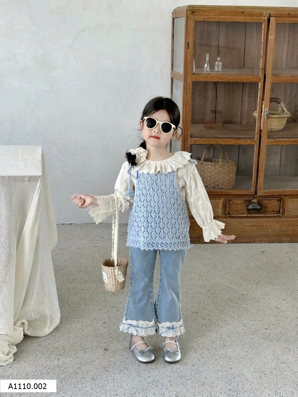 SET SƠ MI QUẦN JEANS LOE BÁNH BÈO   Giá sỉ GILE LEN: 136k  SƠ MI: 129k  QUẦN JEAN: 149k
