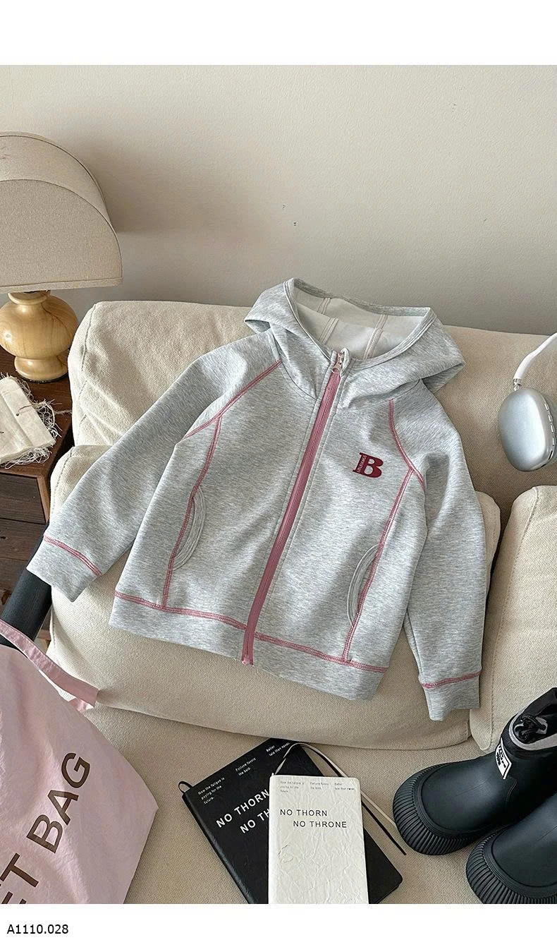 ÁO KHOÁC CHỮ B CÓ MŨ CHO BÉ   Giá sỉ 180k