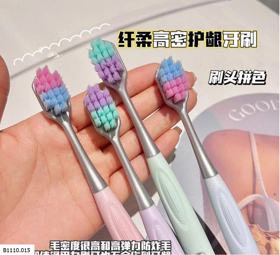 SET 12C BÀN CHẢI ĐÁNH RĂNG   Giá sỉ 70k/ set 12c