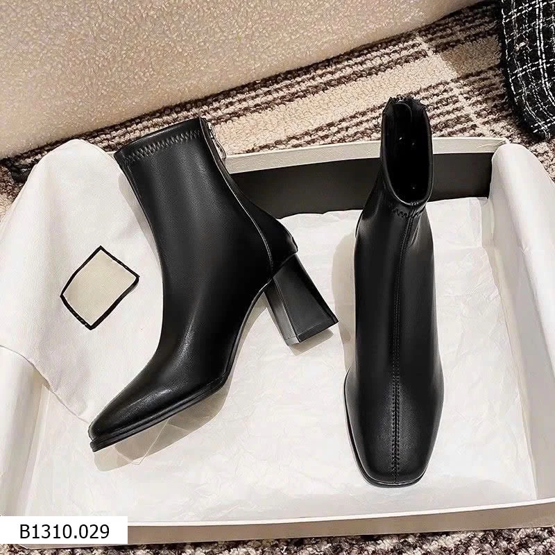 Bốt diện đi chơi   Giá sỉ 150k