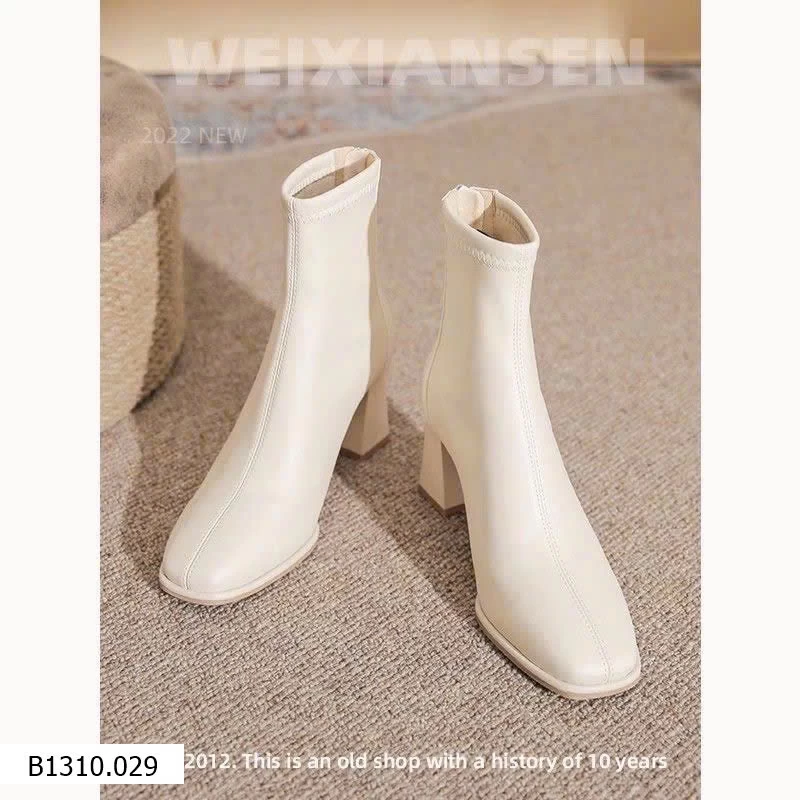 Bốt diện đi chơi   Giá sỉ 150k