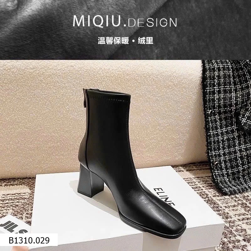 Bốt diện đi chơi   Giá sỉ 150k