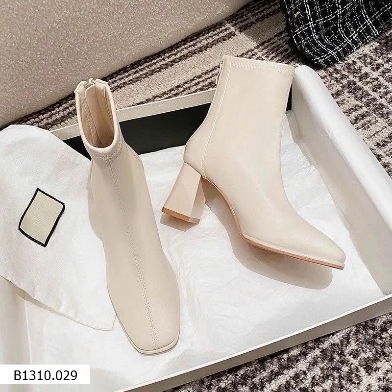 Bốt diện đi chơi   Giá sỉ 150k