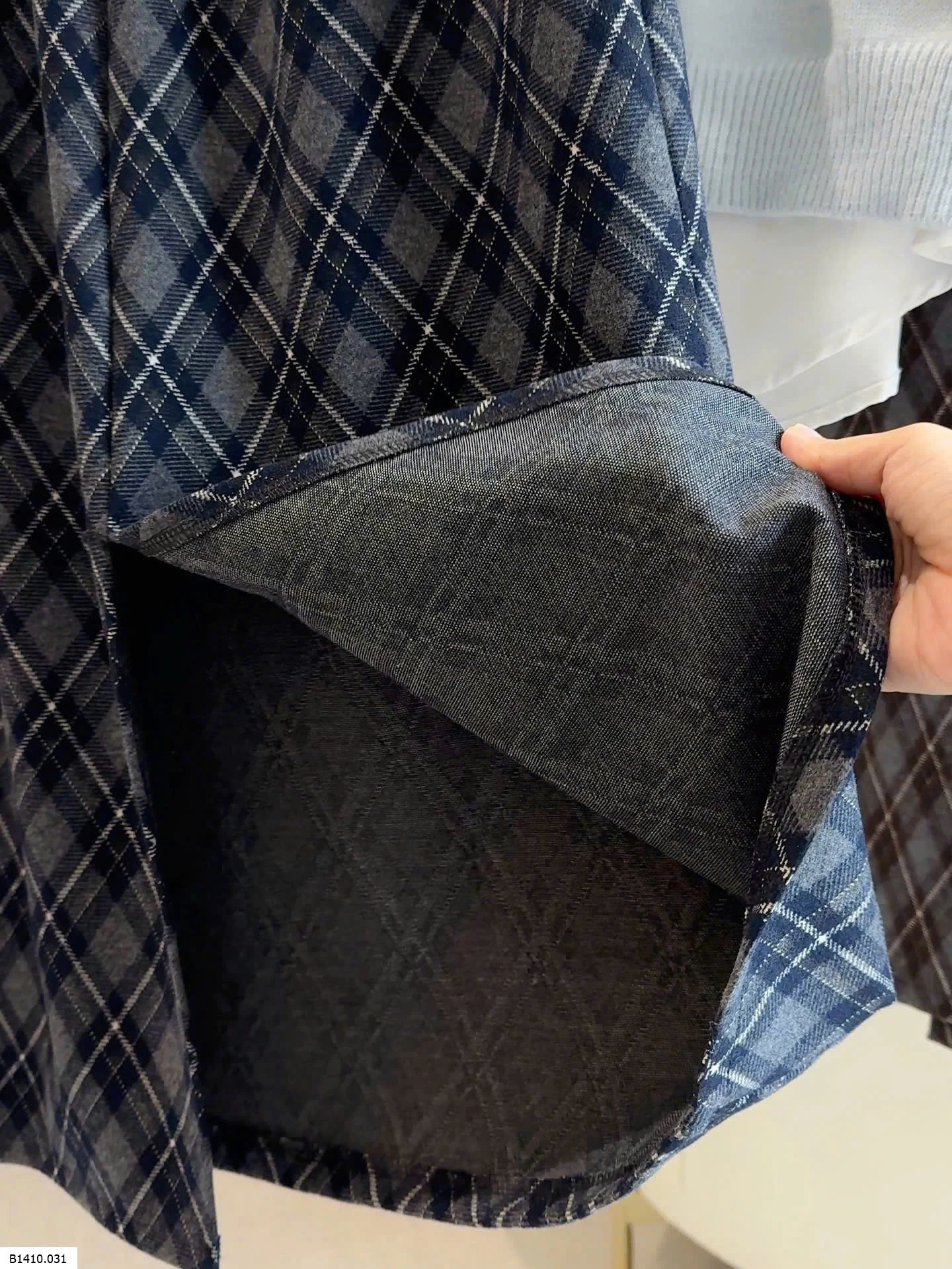 CHÂN VÁY KẺ DÁNG DÀI ANNA   Giá sỉ 153k