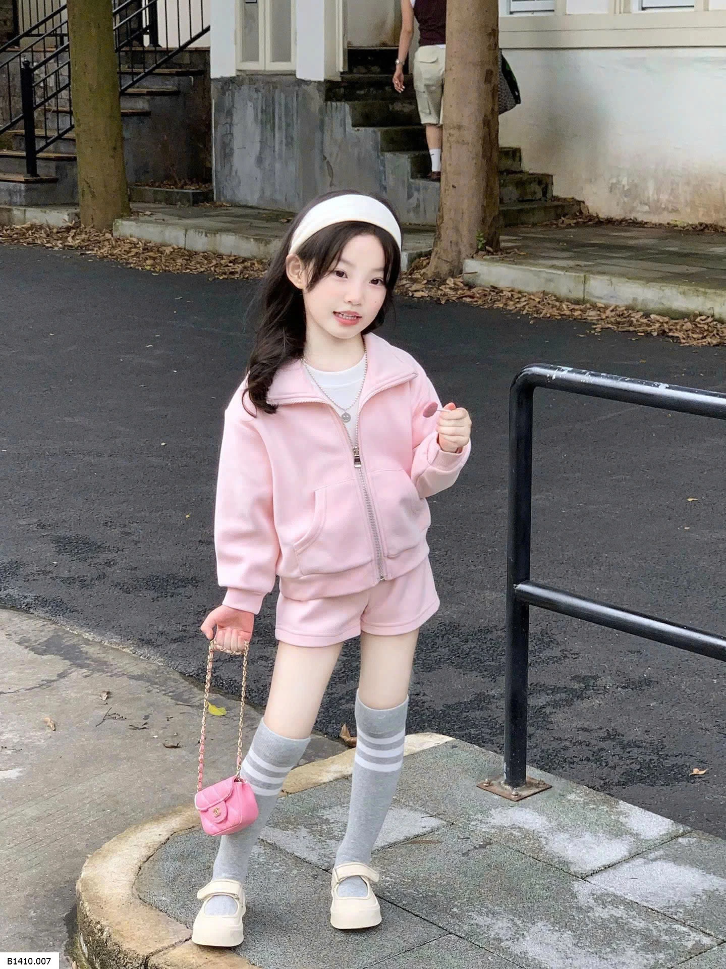 SET ÁO KHOÁC QUẦN SHORT HỒNG BÉ GÁI   Giá sỉ 213k