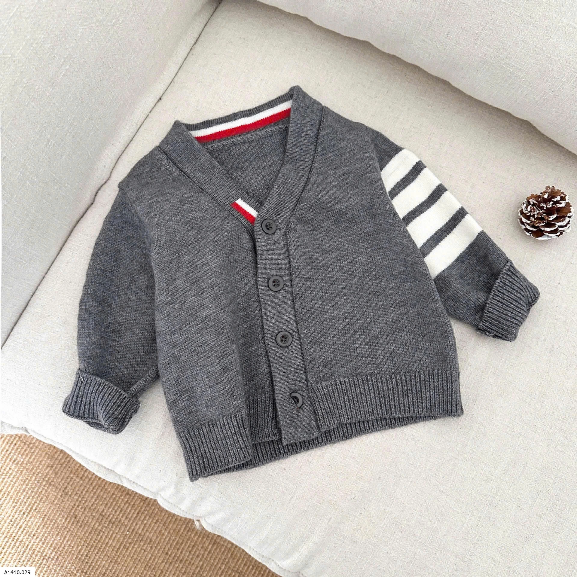 CARDIGAN LEN KẺ TAY SZ NHÍ   Giá sỉ 137k