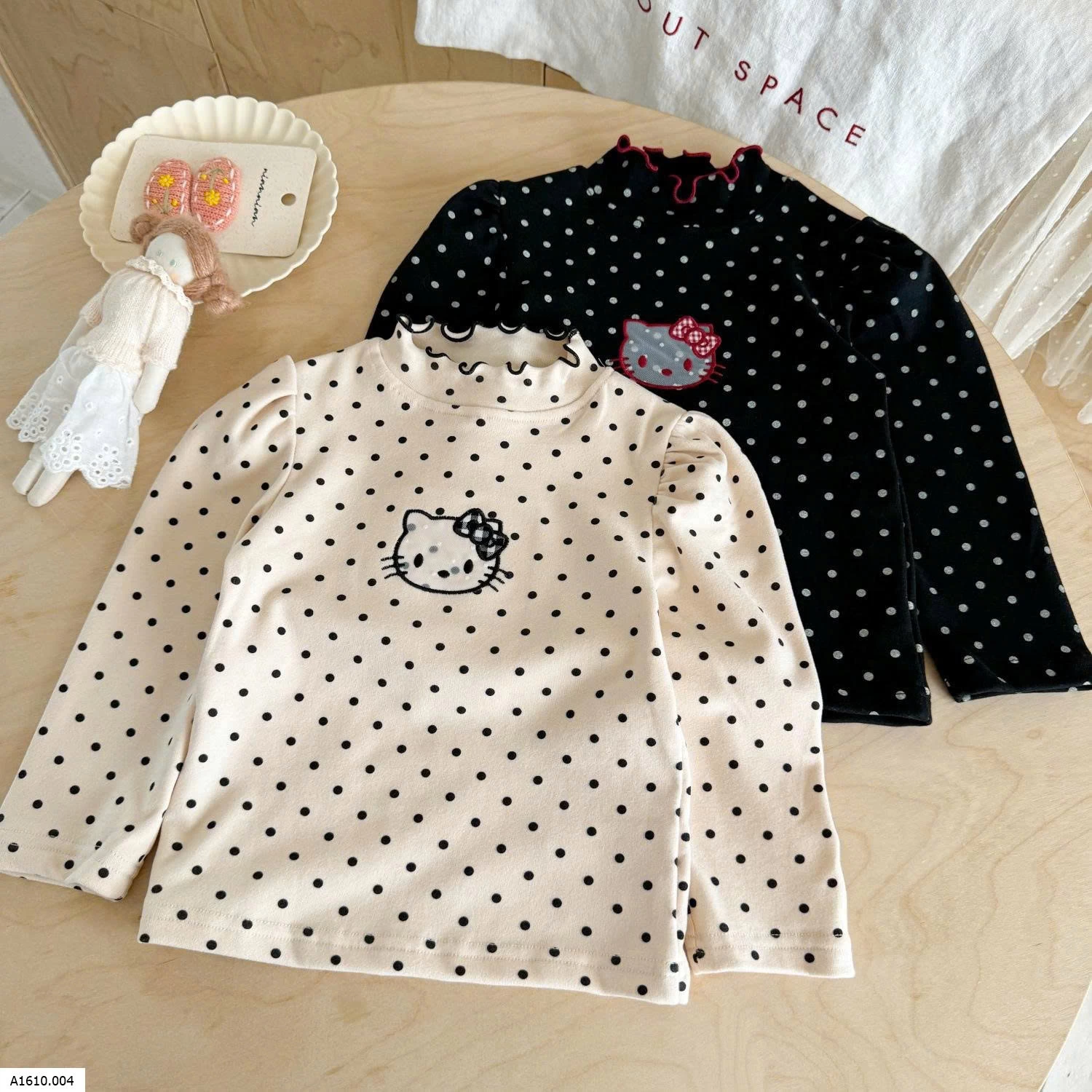 ÁO DÀI TAY KITTY THÊU NỔI    Giá sỉ 85k