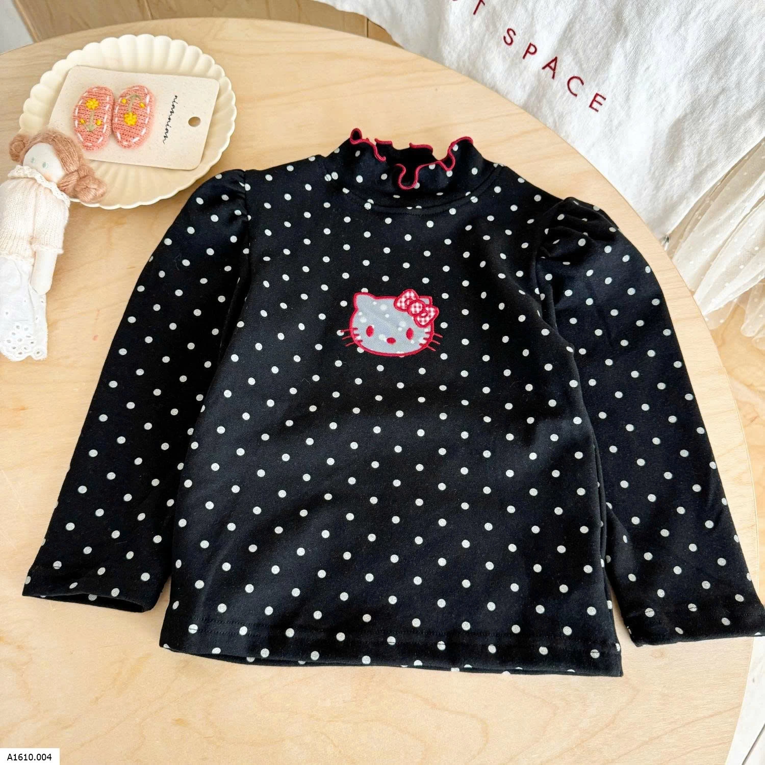 ÁO DÀI TAY KITTY THÊU NỔI    Giá sỉ 85k