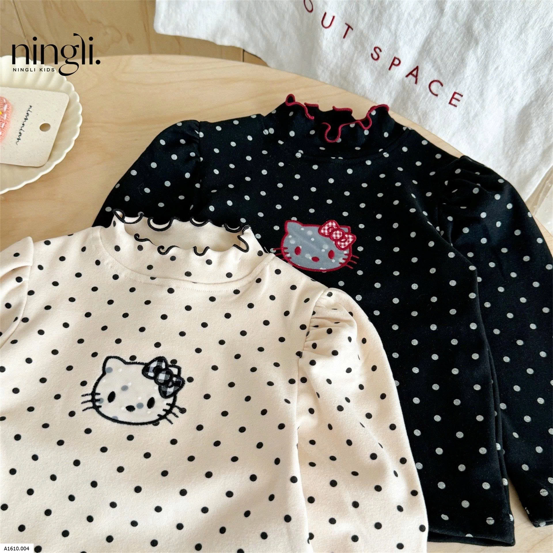 ÁO DÀI TAY KITTY THÊU NỔI    Giá sỉ 85k