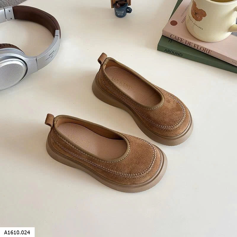 GIÀY DA LỘN ĐẾ MỀM BIRKEN CHO BÉ    Giá sỉ sz 26-30: 134k sz 31-35: 141k