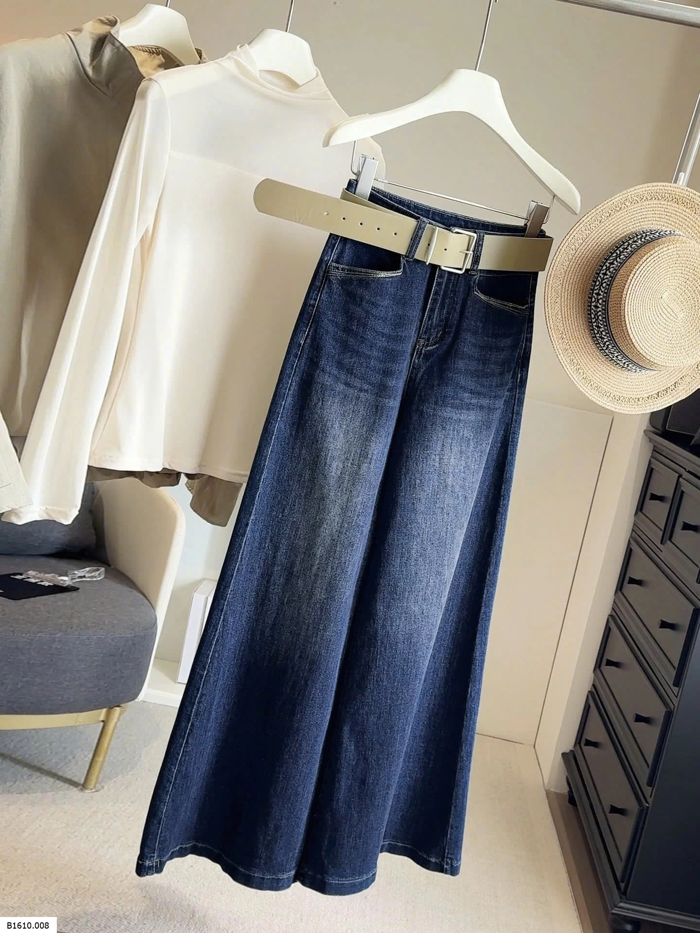 BST QUẦN JEAN NỮ HÃNG ANNA   Giá sỉ mẫu 1: 291k  mẫu 2: 293k  mẫu 3,4: 289k  mẫu 5: 288k  mẫu 6: 252k