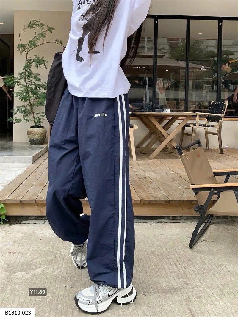 Quần gió thể thao ống suông   Giá sỉ 95k