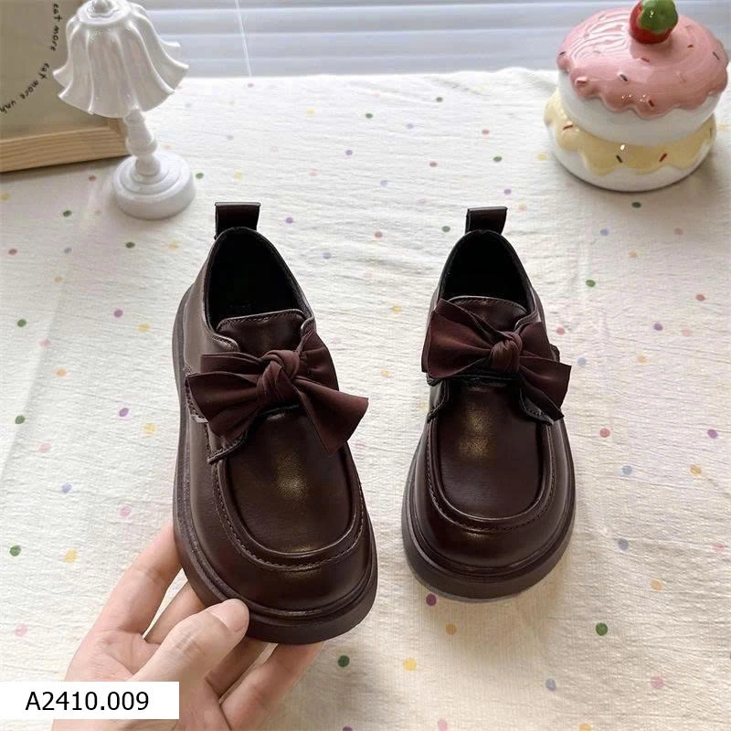 GIÀY LOAFER NƠ XINH CHO BÉ GÁI  Giá sỉ 25-26: 130k      27-31: 140k      32-35: 155k