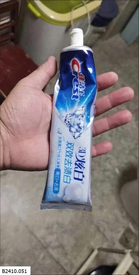 SET KEM ĐÁNH RĂNG CREST  Giá sỉ 130k/ set 10 tuýp. Mỗi tuýp 90g