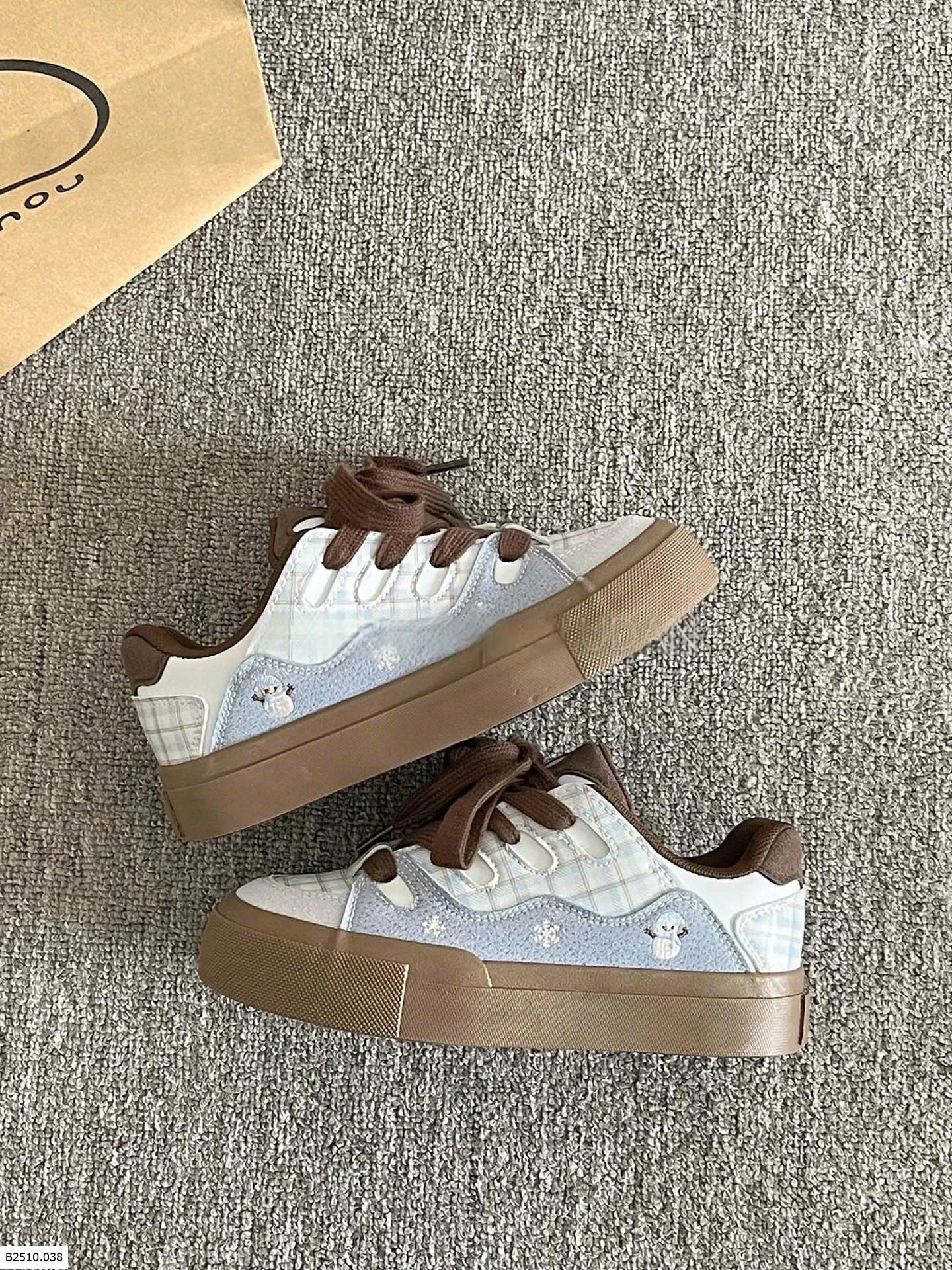 GIÀY THỂ THAO HỌA TIẾT CUTE   Giá sỉ 135k