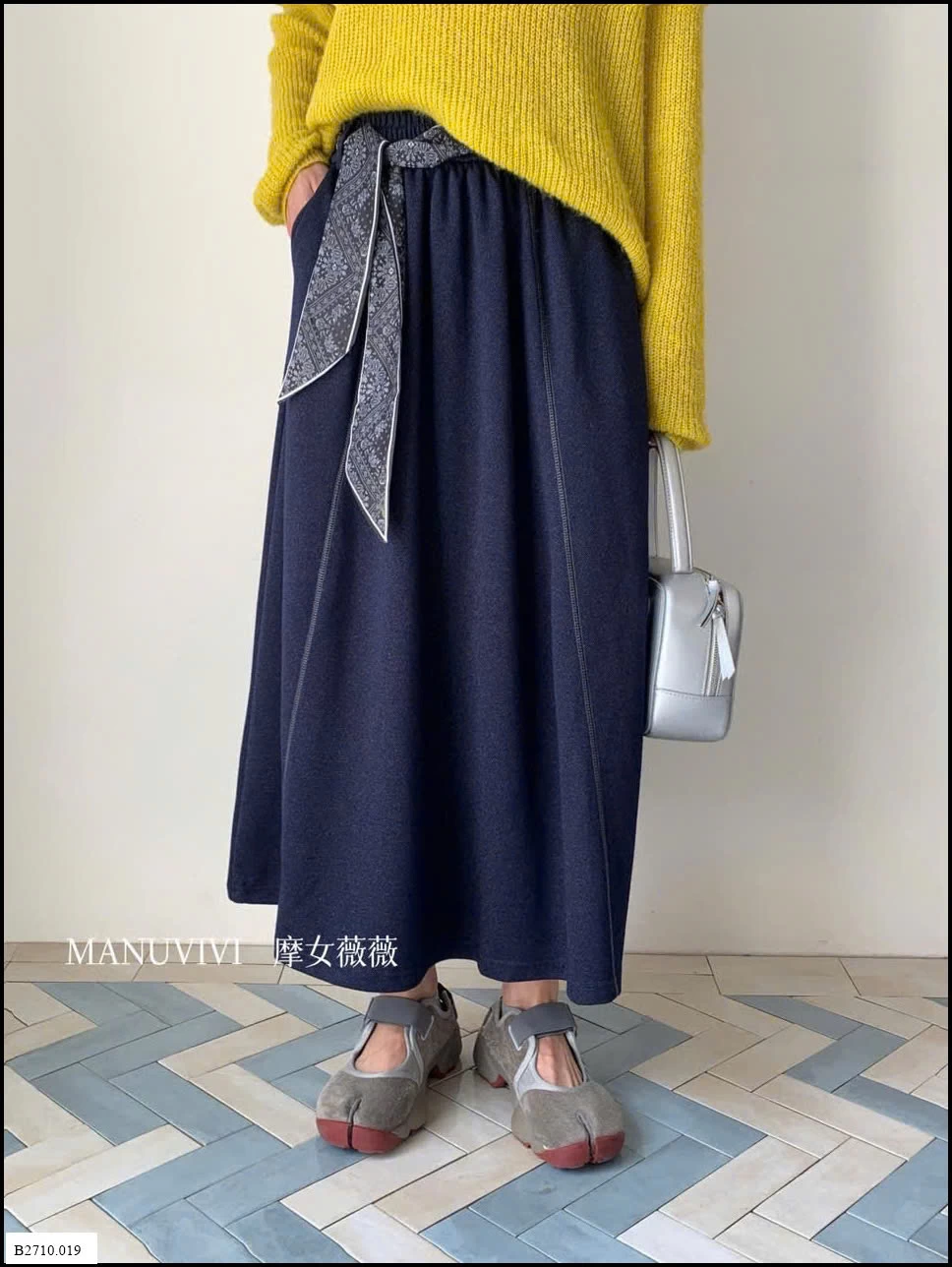 CHÂN VÁY MIDI DÁNG DÀI MANUVIVI Giá sỉ 150k