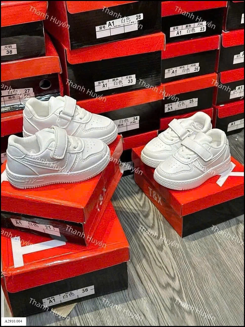 GIÀY THỂ THAO TRẮNG QUAI DÁN  Giá sỉ 108k