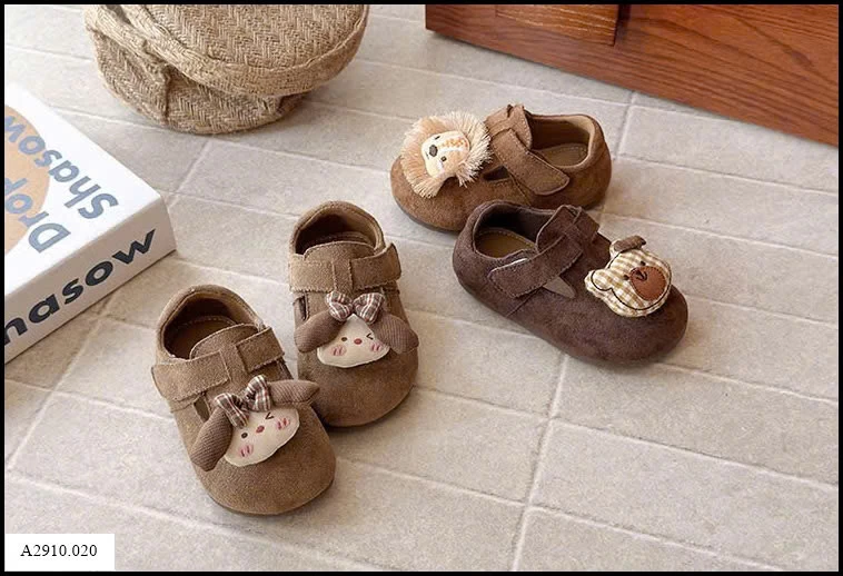 GIÀY DA LỘN    Giá sỉ sz 21-25: 132k  sz 26-30: 142k