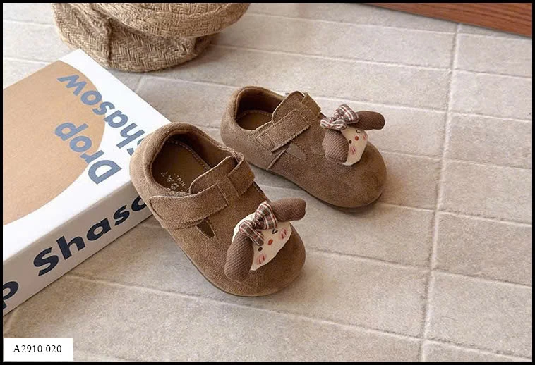 GIÀY DA LỘN    Giá sỉ sz 21-25: 132k  sz 26-30: 142k