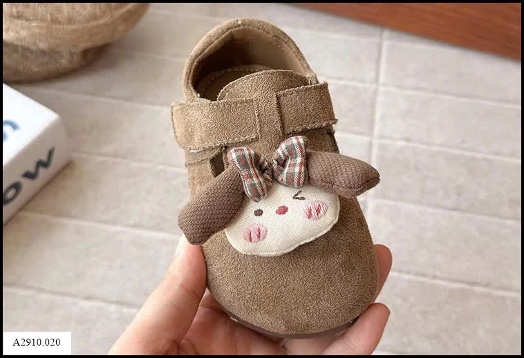 GIÀY DA LỘN    Giá sỉ sz 21-25: 132k  sz 26-30: 142k